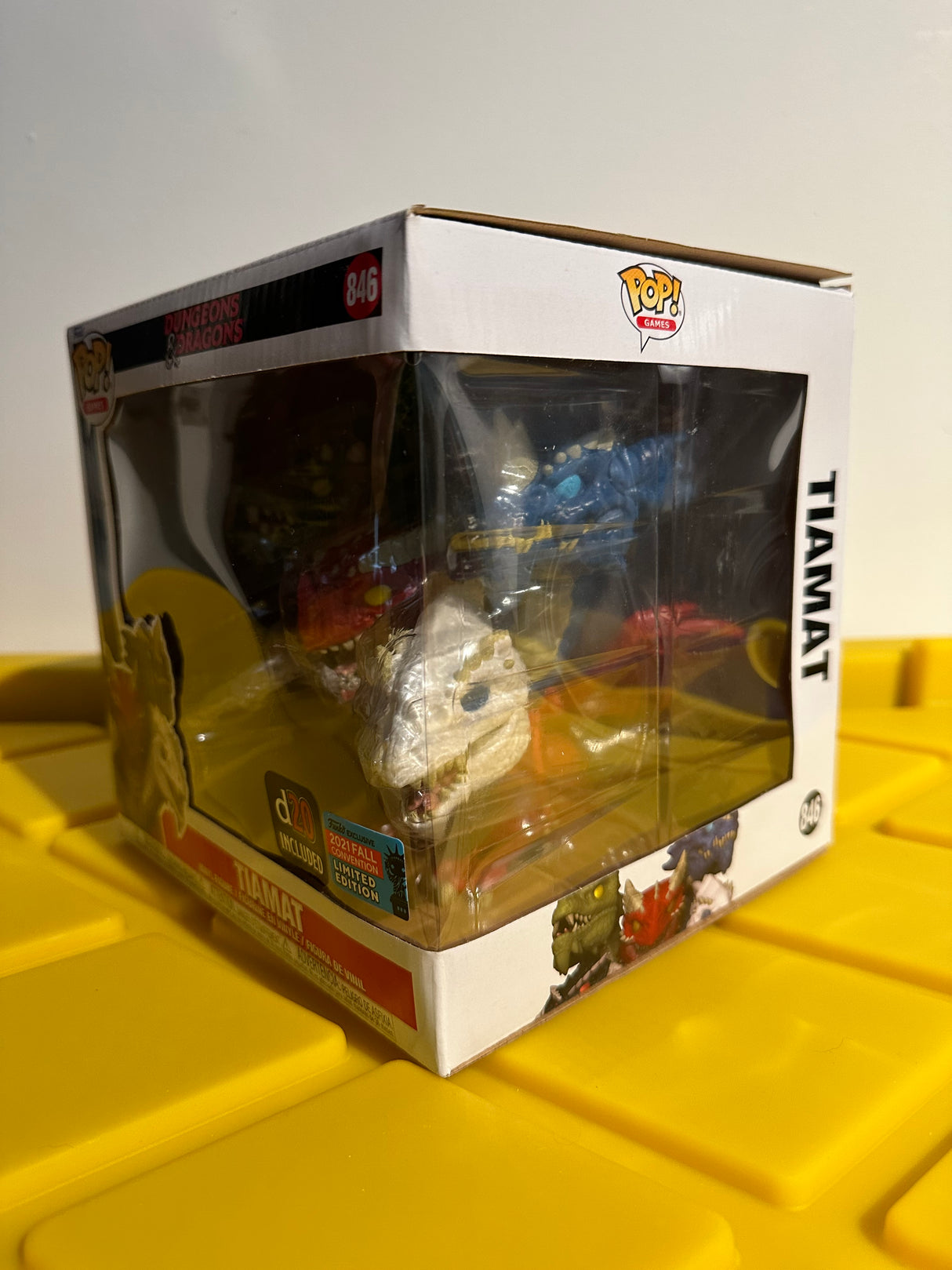 Tiamat (With D20) - Limited Edition 2021 NYCC Exclusive