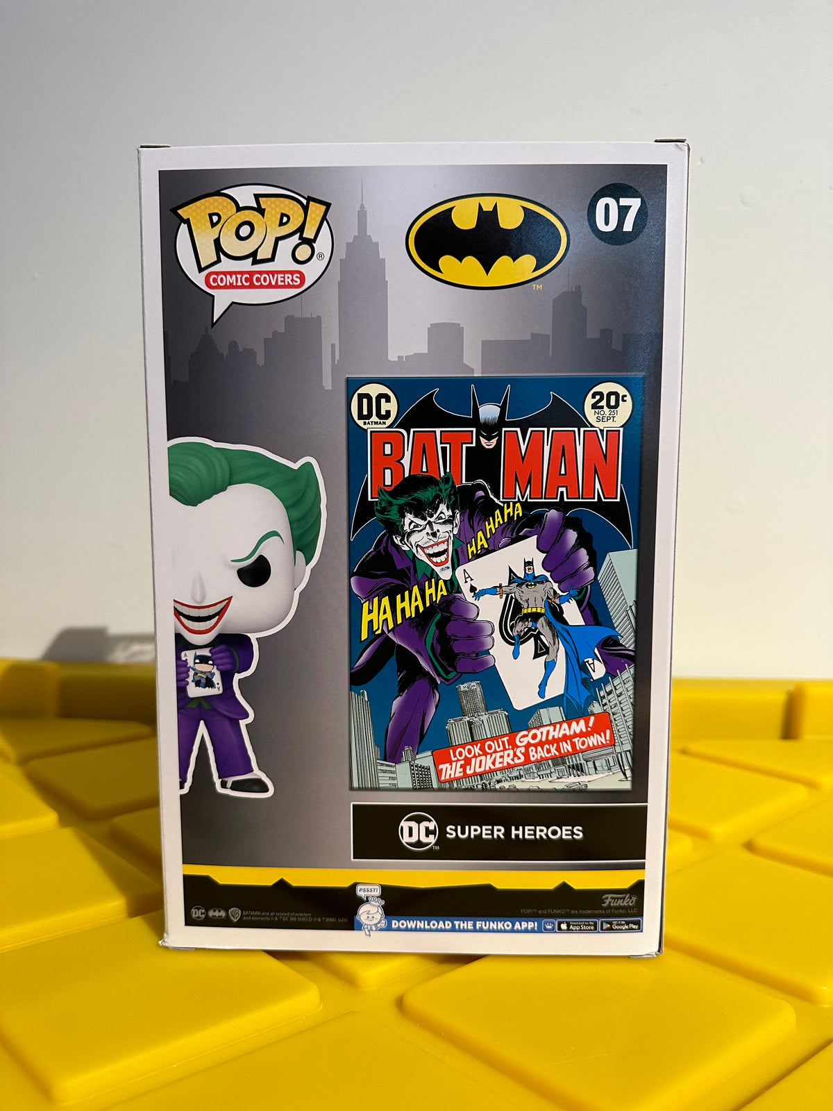 Funko POP! The Joker (Comic Covers) - Limited Edition 2022 Winter Convention Exclusive