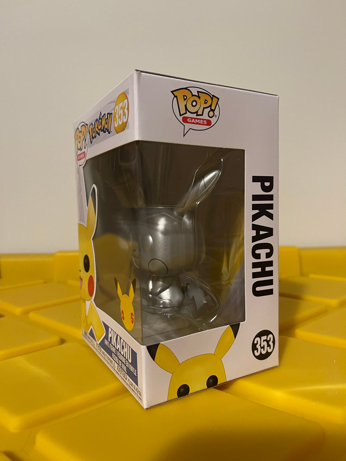 Pikachu (Silver Metallic)