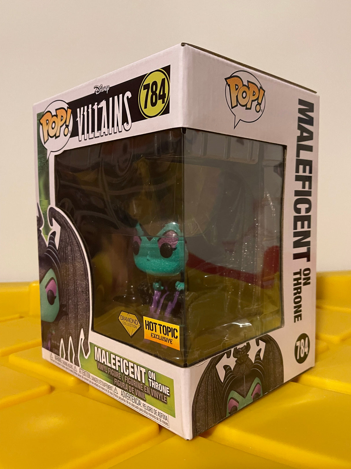 Maleficent On Throne (Diamond) - Limited Edition Hot Topic Exclusive