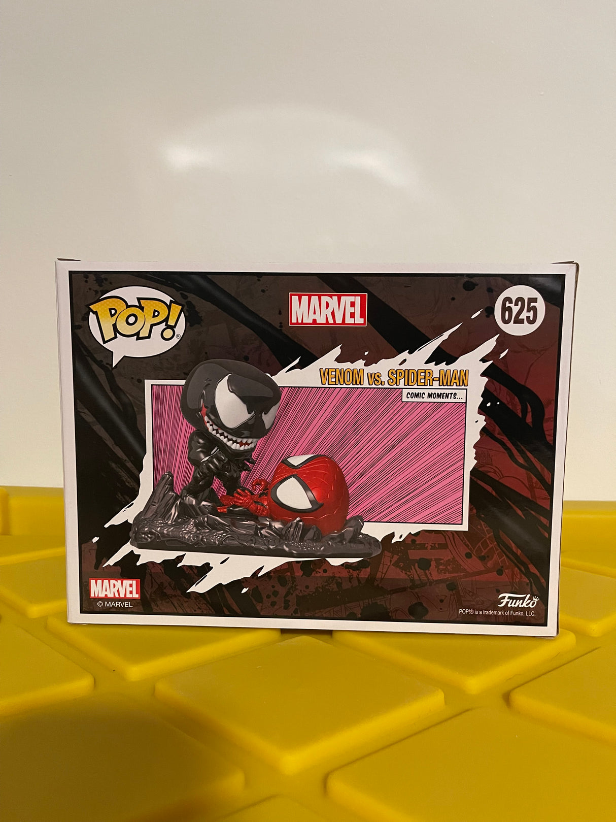 Funko POP! Venom vs. Spider-Man (Moment) - Limited Edition PX Previews Exclusive