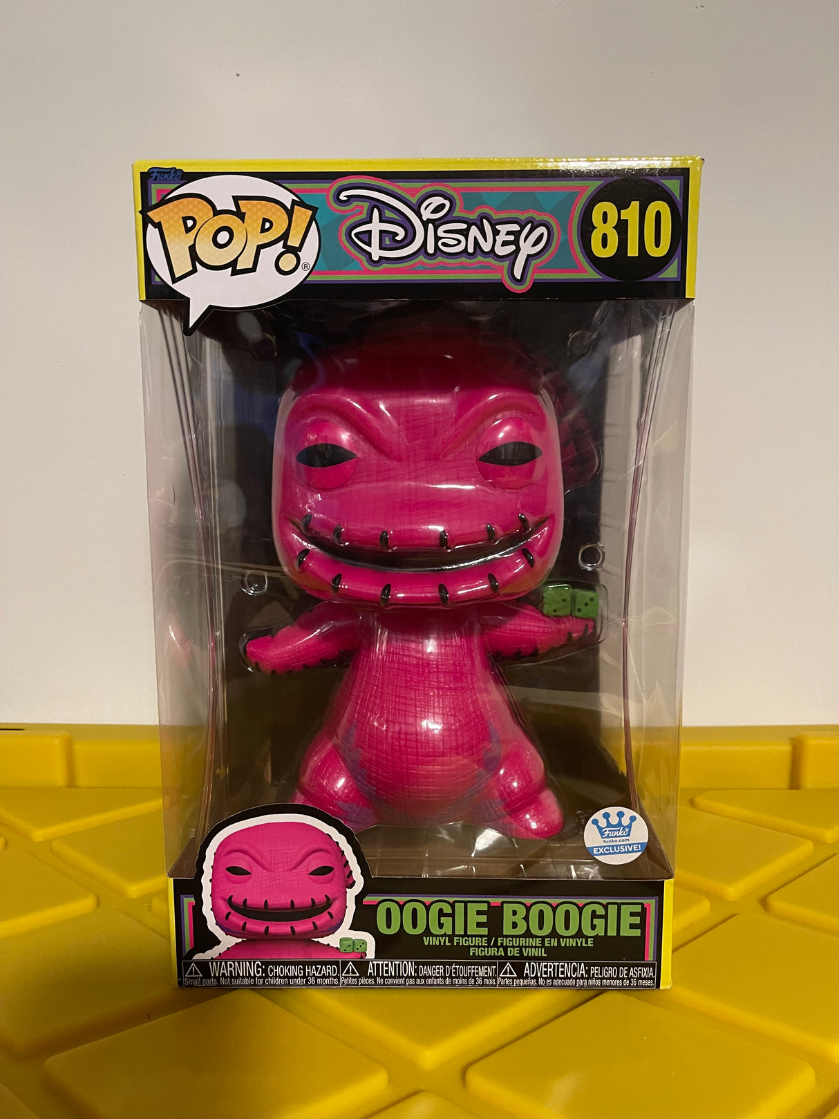 10" Oogie Boogie With Dice (Black Light) - Limited Edition Funko Shop Exclusive