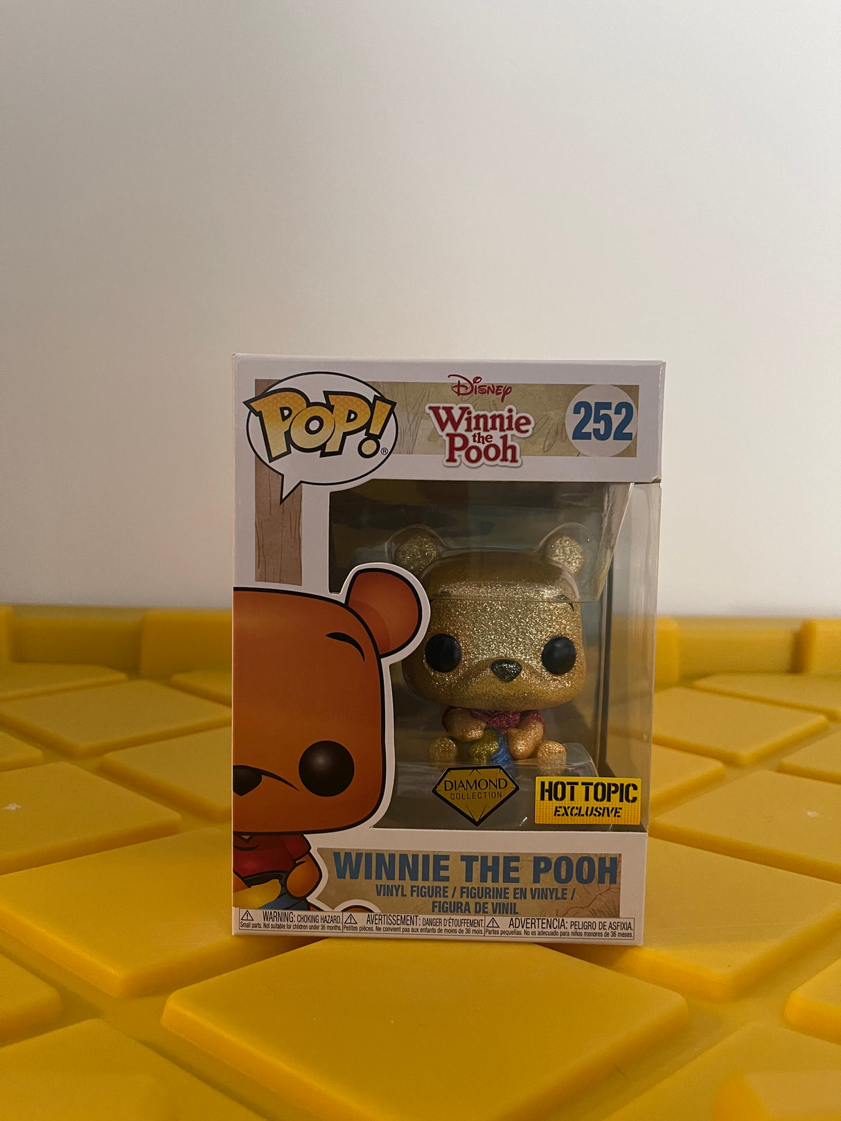 Funko POP! Winnie the Pooh (Diamond) - Limited Edition Hot Topic Exclusive
