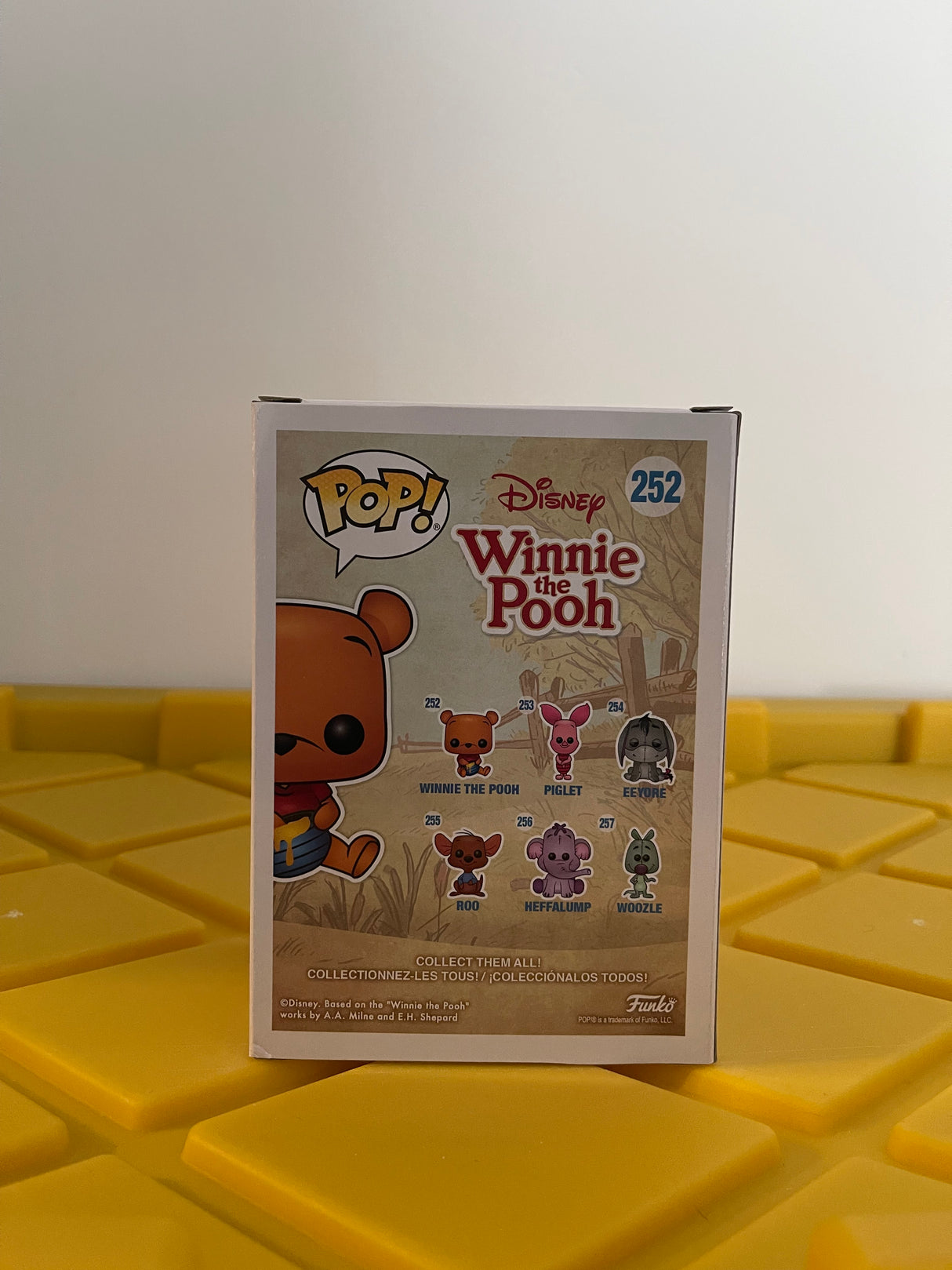 Funko POP! Winnie the Pooh (Diamond) - Limited Edition Hot Topic Exclusive