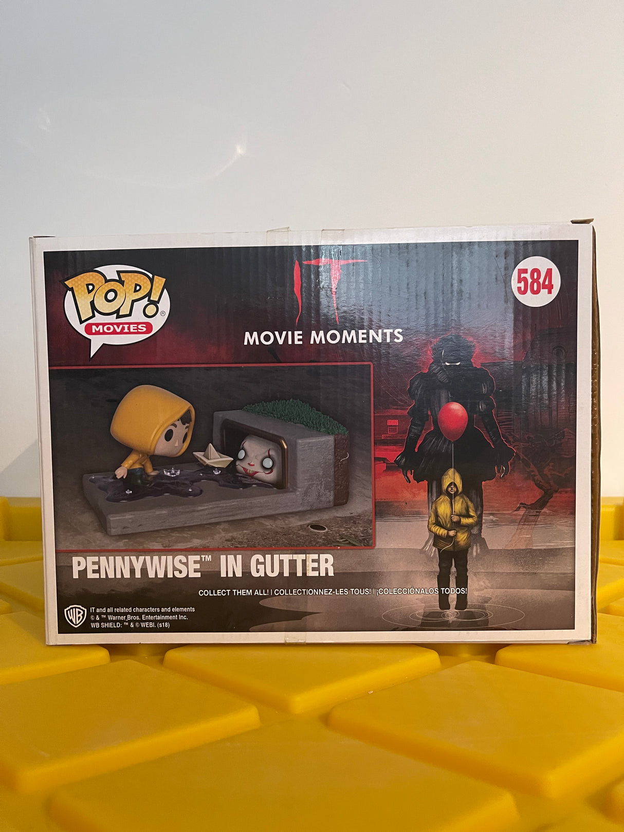 Funko POP! Pennywise in Gutter (Moment) - Limited Edition Hot Topic Exclusive
