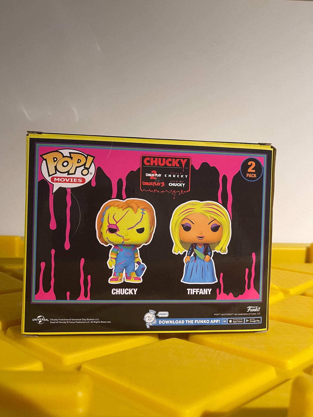 Funko POP! Chucky & Tiffany (Black Light) (2-Pack) - Limited Edition Hot Topic Exclusive