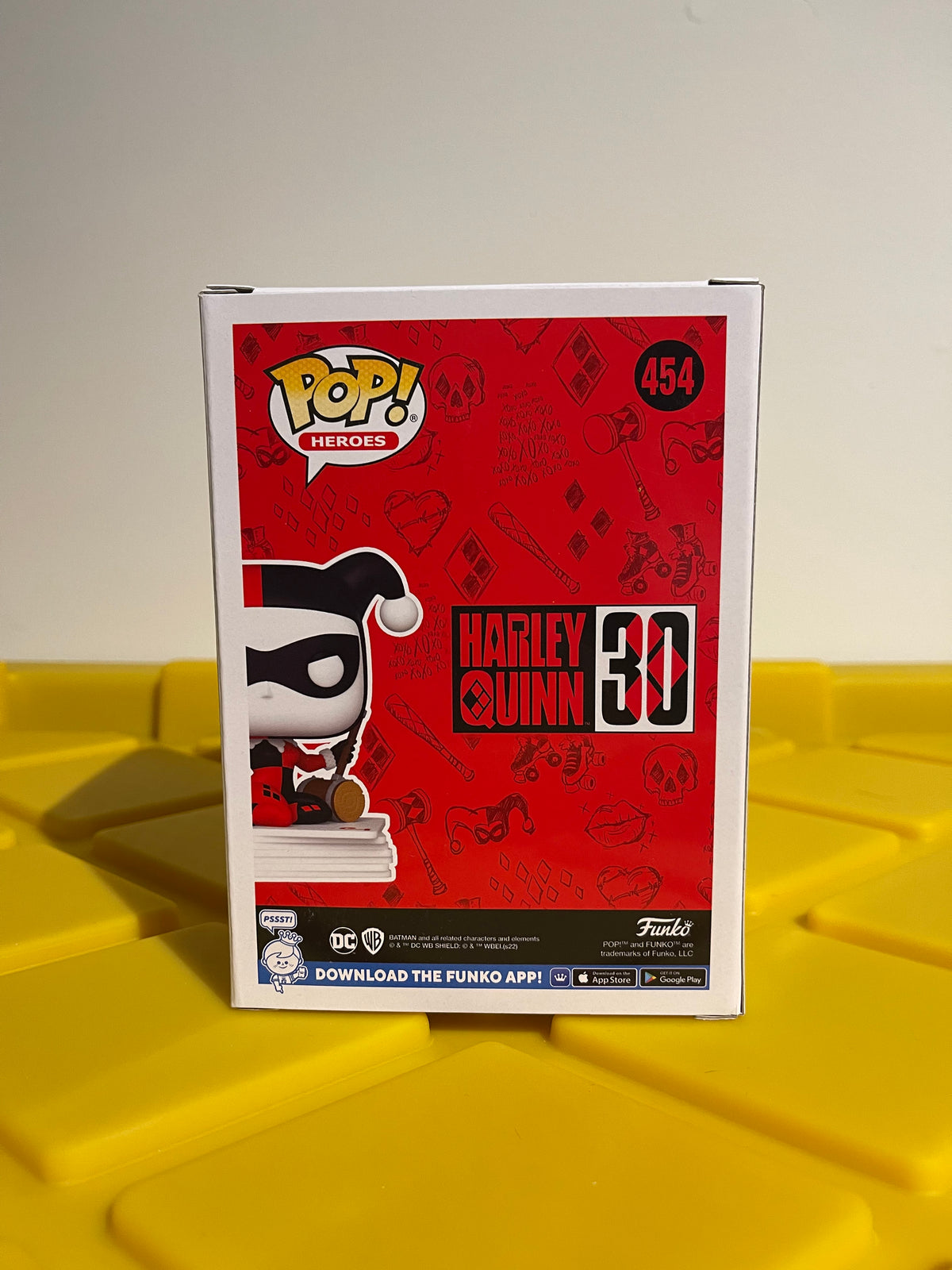 Funko POP! Harley Quinn with Cards - Limited Edition GameStop Exclusive