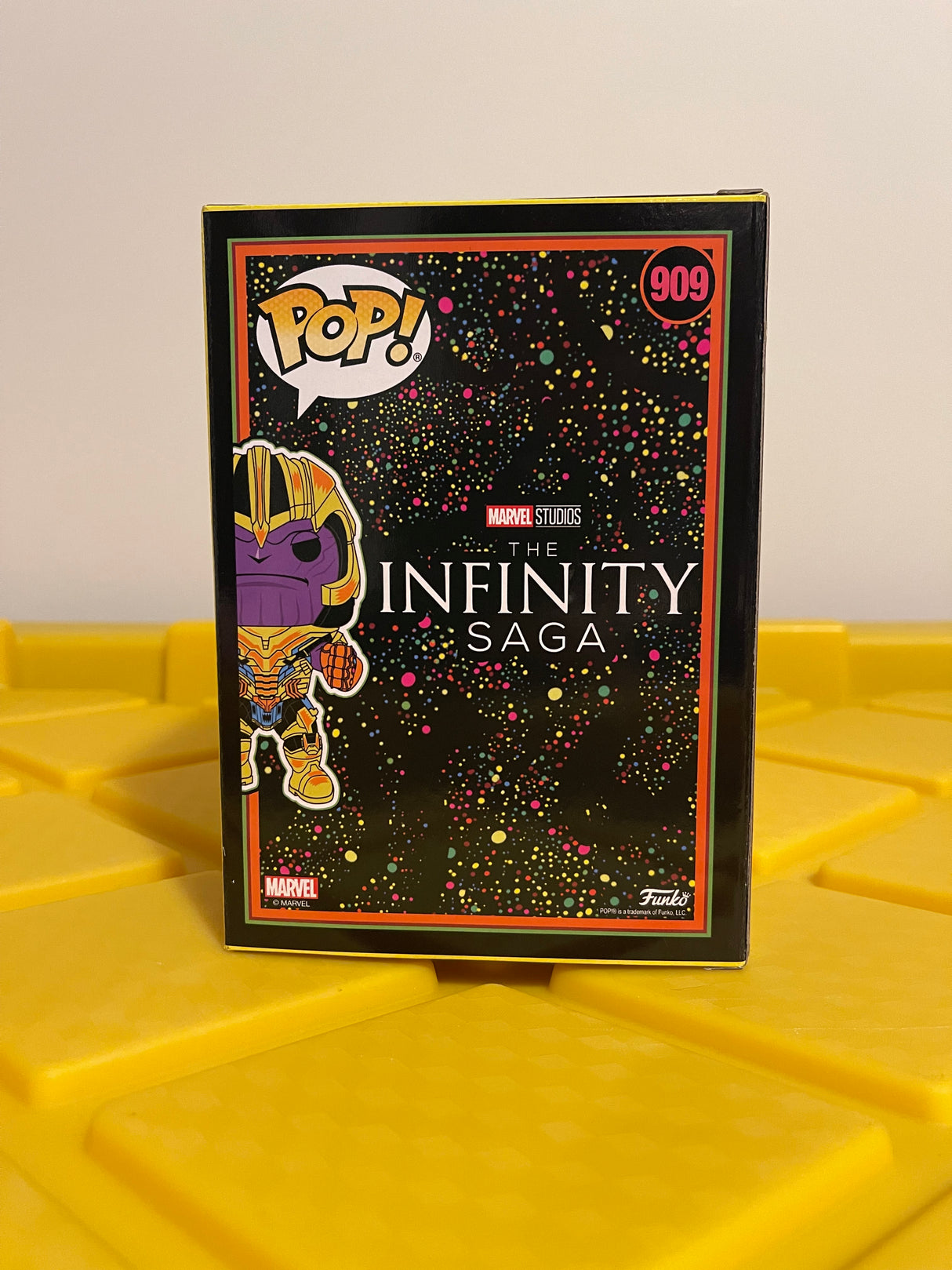 Funko POP! Thanos (Black Light) - Limited Edition Special Edition Exclusive