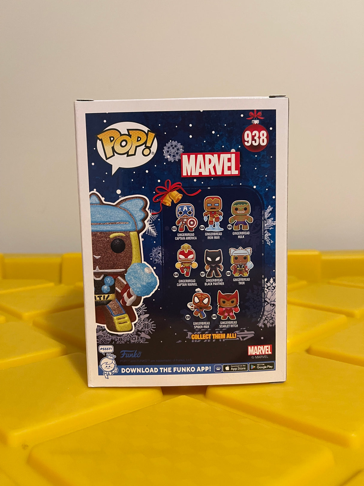 Funko POP! Gingerbread Thor (Diamond) - Limited Edition Hot Topic Exclusive